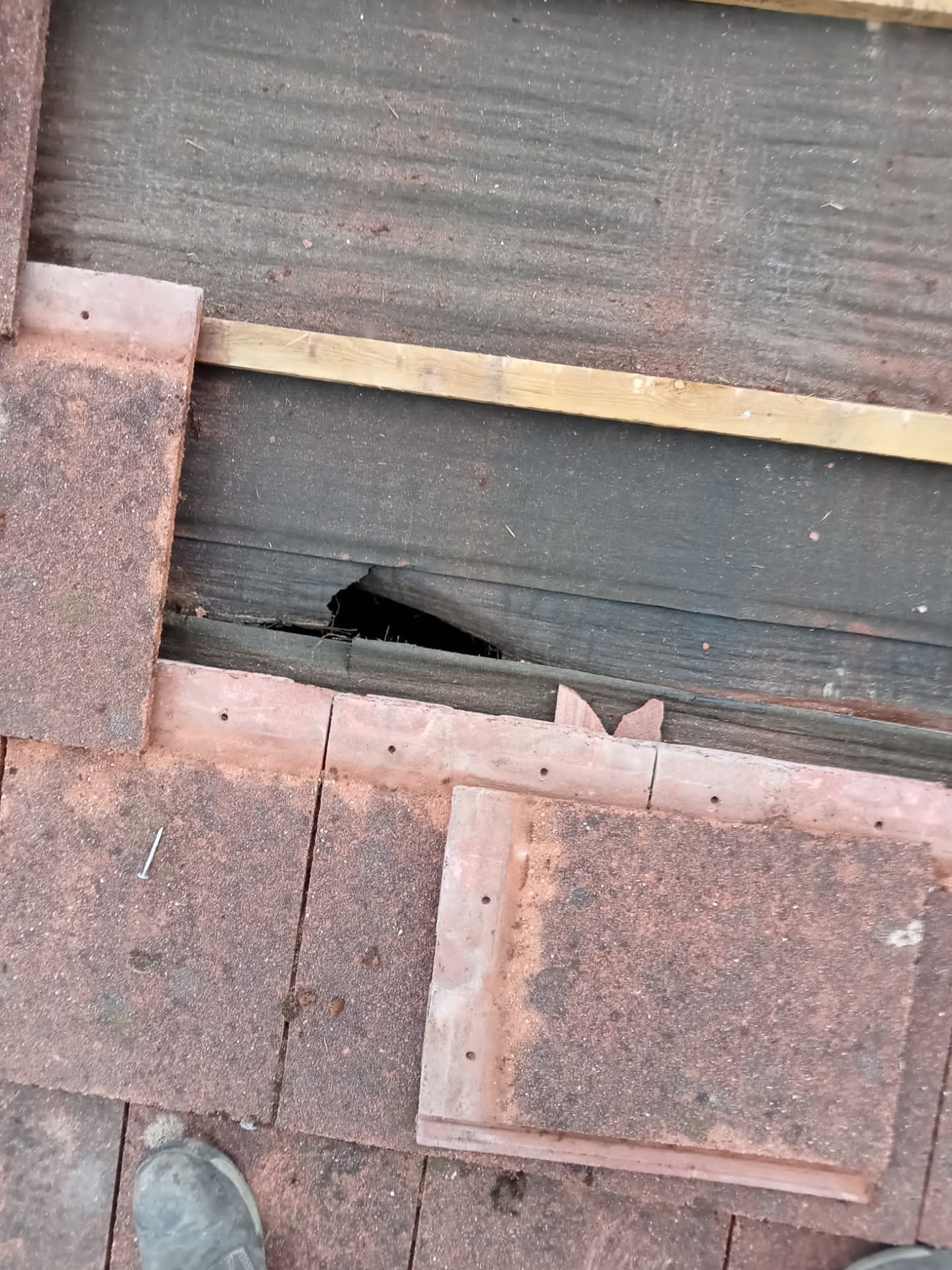 emergency-roof-repair-darwen-3 emergency roof repair darwen 3